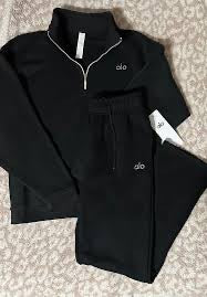 MENS ALO QUARTER ZIP SETS